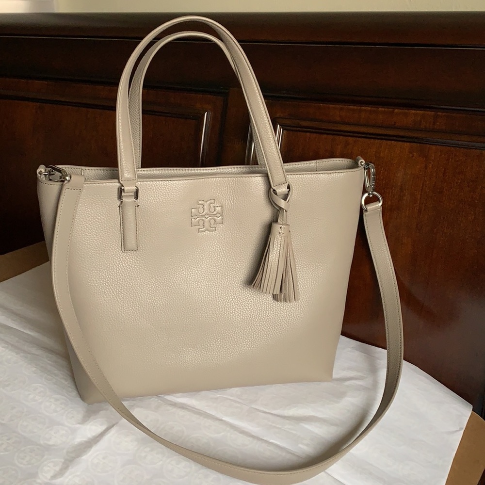 Tory Burch Thea Zip Large Tote French Grey